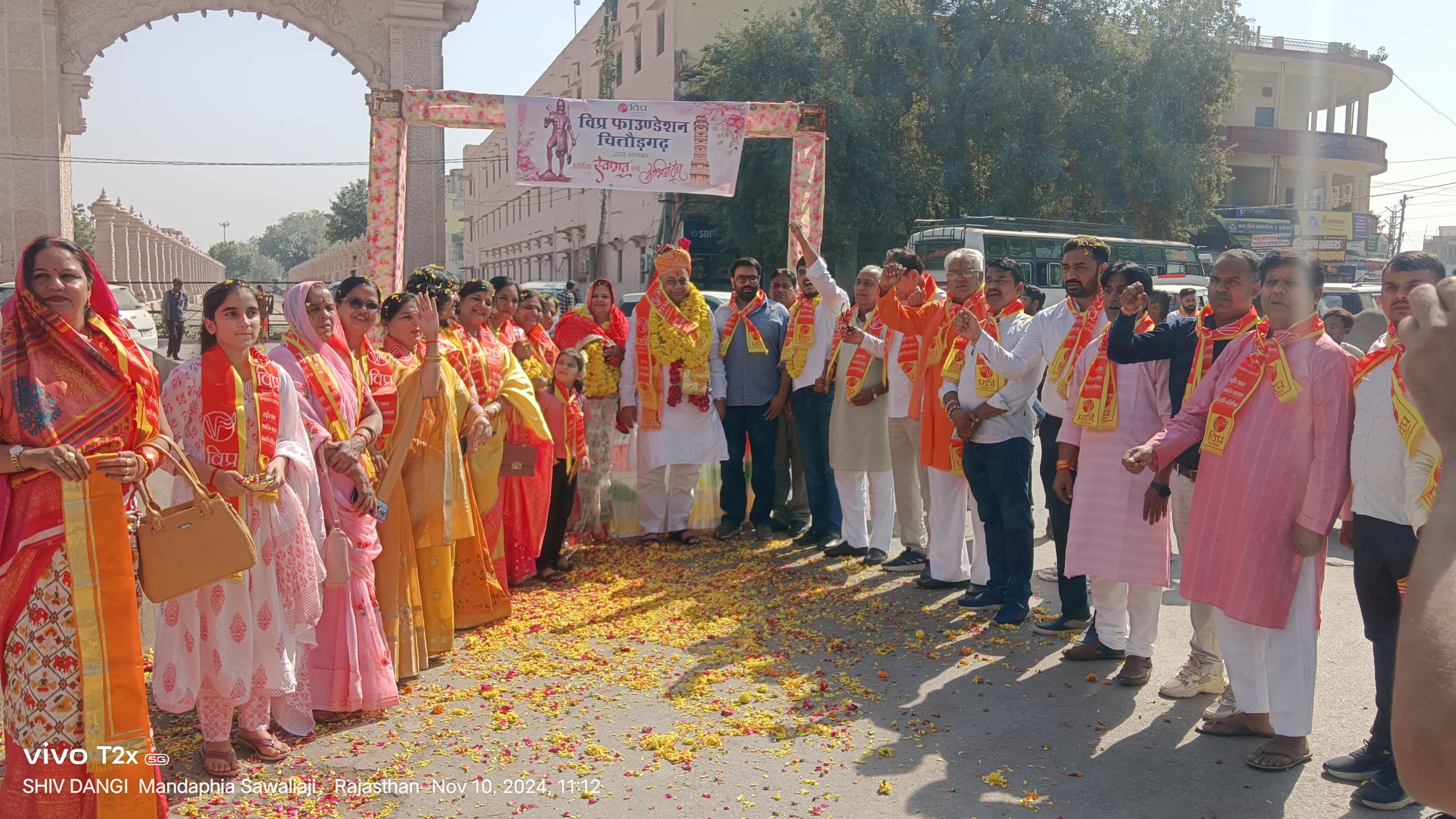 चित्तौड़गढ़ - विप्र फाउंडेशन के राष्ट्रीय पदाधिकारियों ने किए सांवलियाजी के दर्शन, किया स्वागत