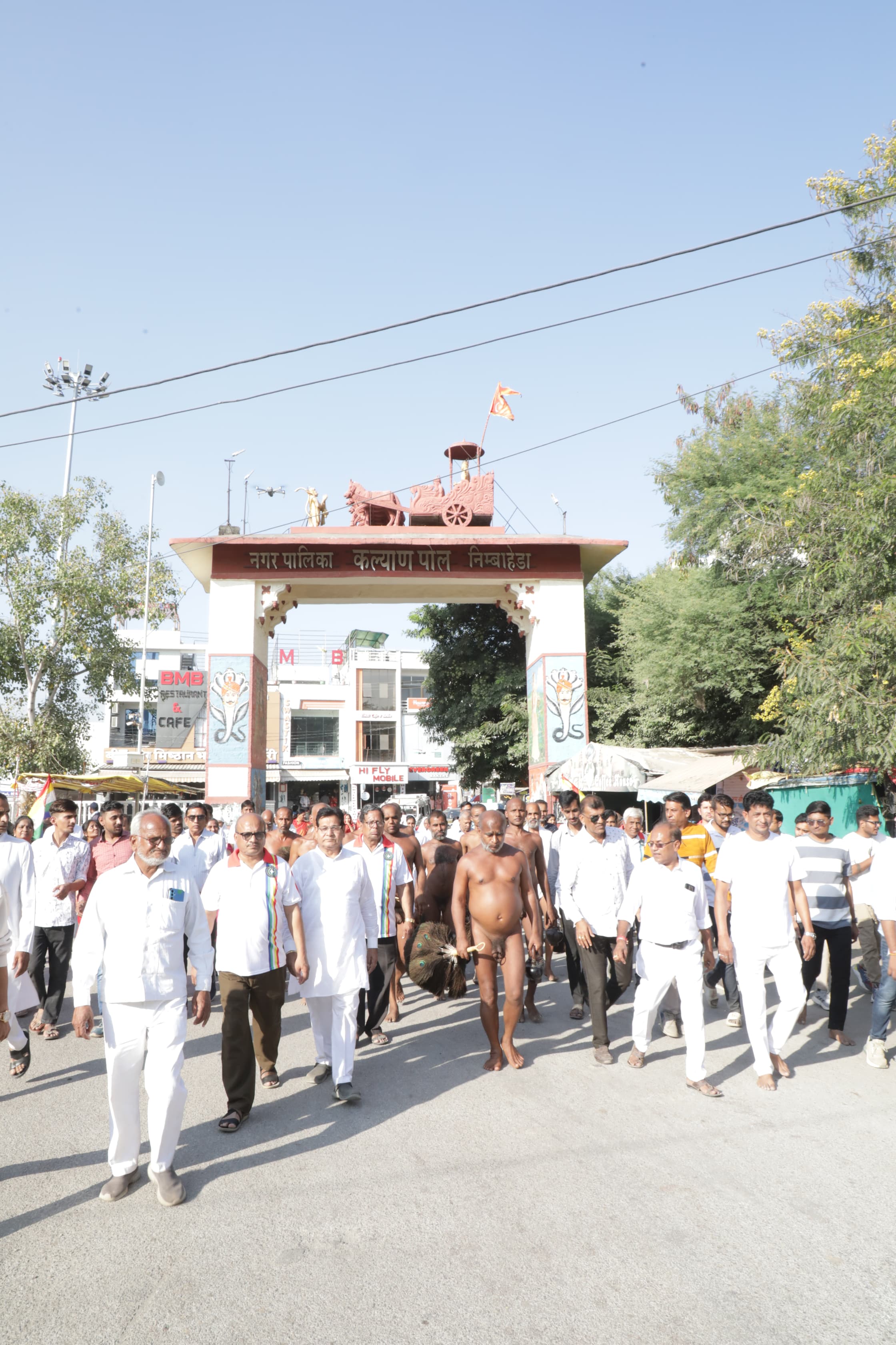 चित्तौड़गढ़ / निम्बाहेड़ा - राष्ट्रीय संत सुनील सागर जी का किया अभिनंदन