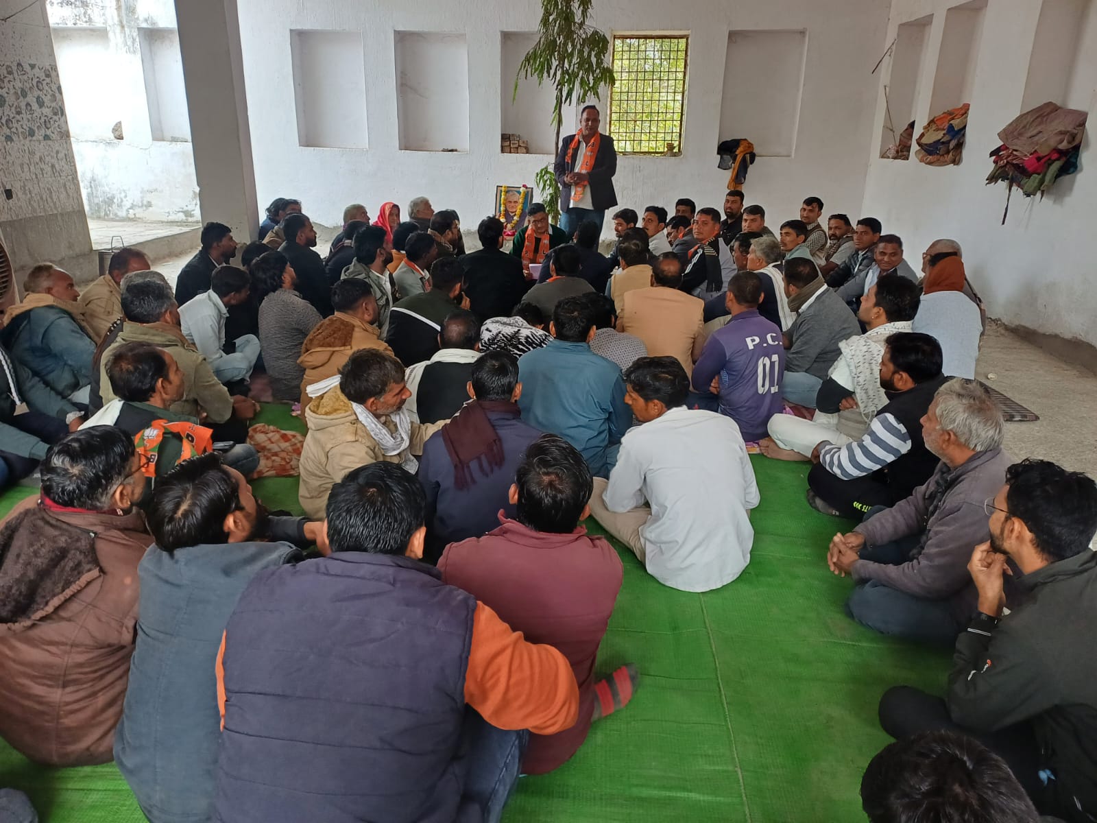 चित्तौड़गढ़ / कपासन - पूर्व प्रधानमंत्री वाजपेई की जयंती पर ग्रामीण मंडल ने मनाया संगठन पर्व