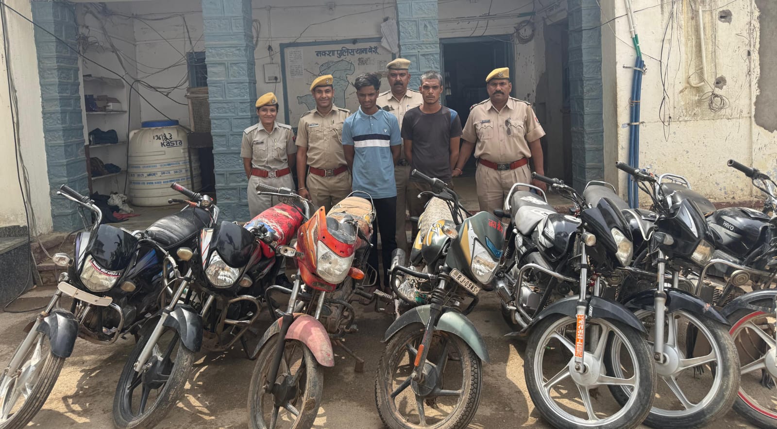 चित्तौड़गढ़ / बेंगू - मोटरसाईकिल चोर गिरोह का खुलासा, दो आरोपी गिरफ्तार, सात बाइकें बरामद