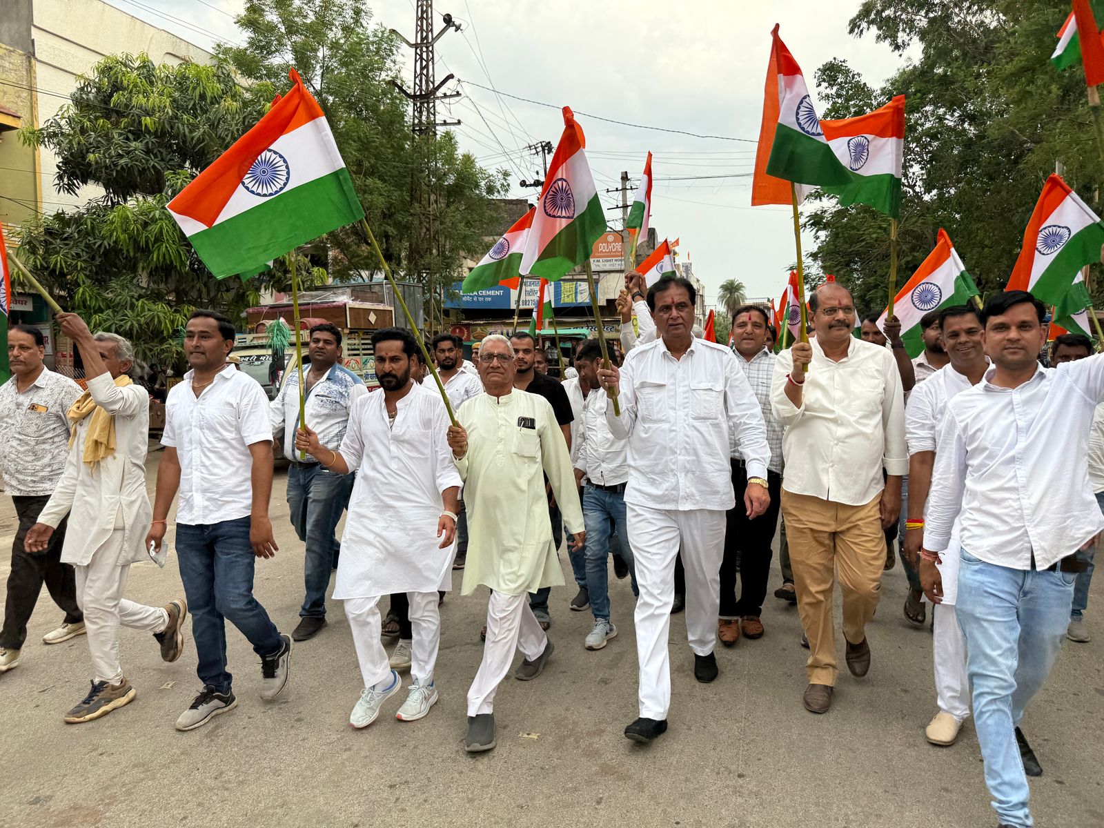 प्रतापगढ़ / छोटीसादड़ी - ऑपरेशन सिन्दूर की सफलता पर निकली तिरंगा यात्रा, विधायक कृपलानी बोले- यह नए भारत की अदम्य शक्ति का प्रतीक