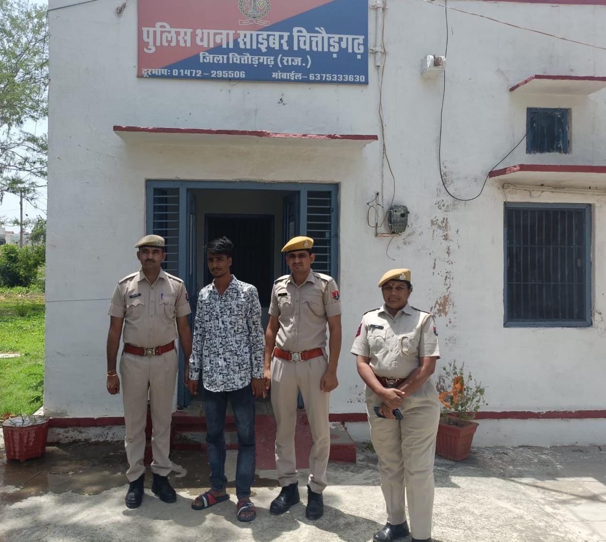 चित्तौड़गढ़ - इंस्टाग्राम पर लड़की बनकर प्रेम जाल बिछाया, ठगी कर आत्महत्या की धमकी देने वाला गिरफ्तार