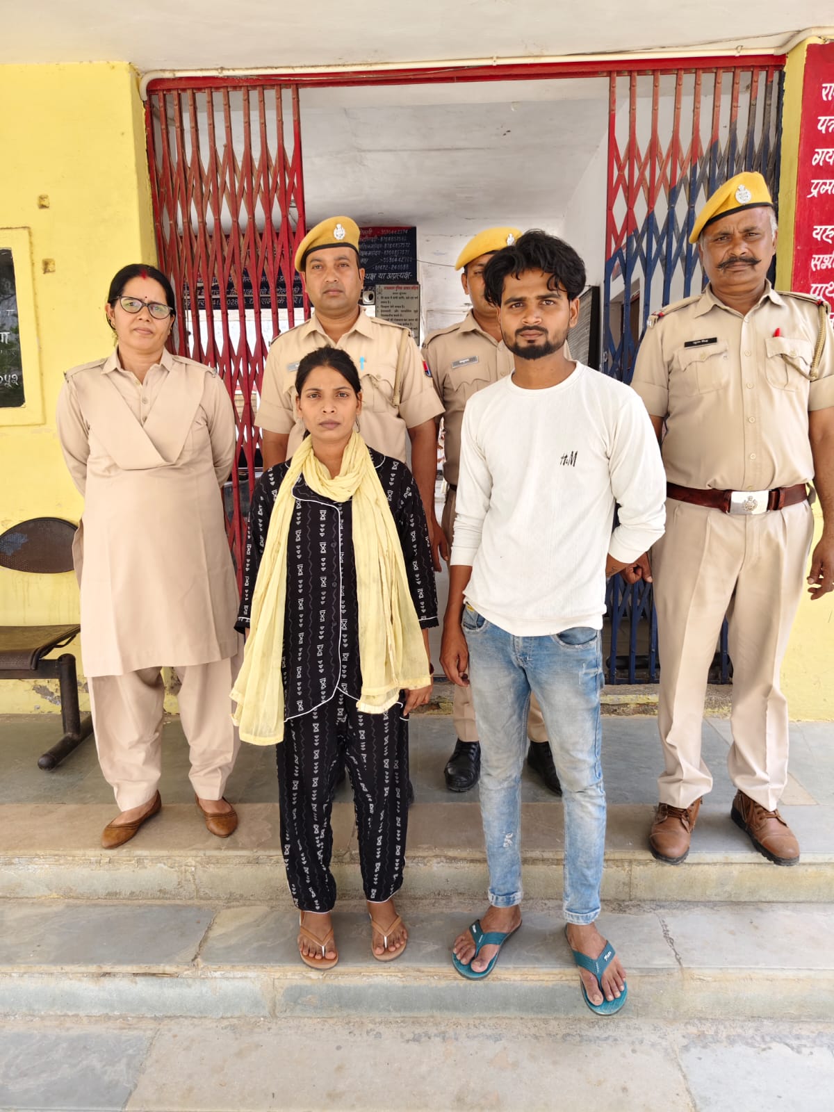 चित्तौड़गढ़ / डूंगला - लुटेरी दुल्हन का खेल खत्म ; फर्जी शादी कर ठगी करने वाला गिरोह बेनकाब, महिला और उसका पति गिरफ़्तार, दलाल पर केस दर्ज
