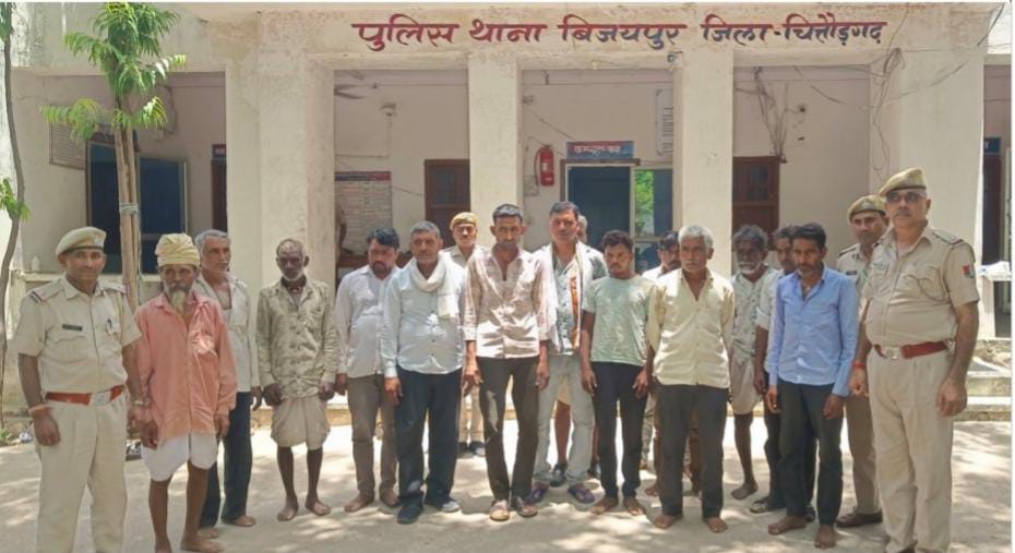 चित्तौड़गढ़ - दबिश के दौरान 23 अपराधी राउंड अप, 6 मोटरसाइकिल जब्त