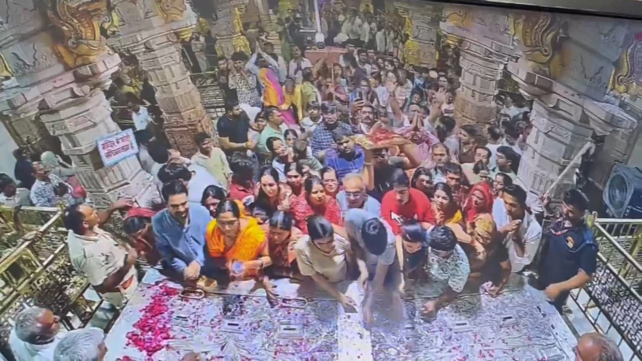 चित्तौड़गढ़ - सांवलियाजी में 'सुपर संडे' साबित ग्रीष्मकालीन अवकाश का रविवार, दो लाख से ज्यादा ने किए दर्शन