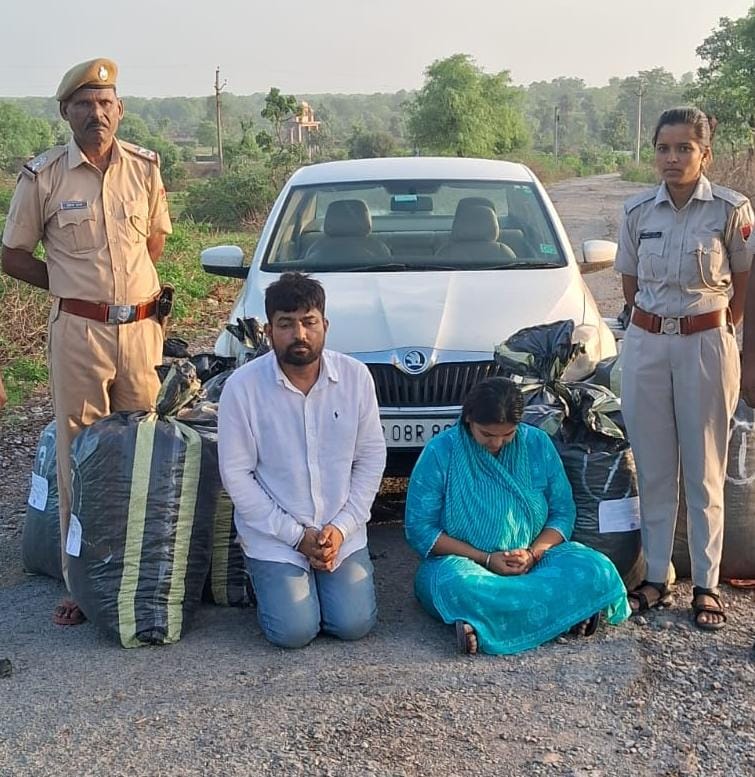 चित्तौड़गढ़ / बेंगू - कार से 137 किलो डोडा-चूरा जब्त, एक महिला सहित दो गिरफ्तार