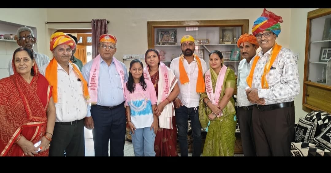 चित्तौड़गढ़ / भूपालसागर - विजयवर्गीय समाज के विकास के लिए कोमल देवी ने भेंट की एक लाख की सहयोग राशि