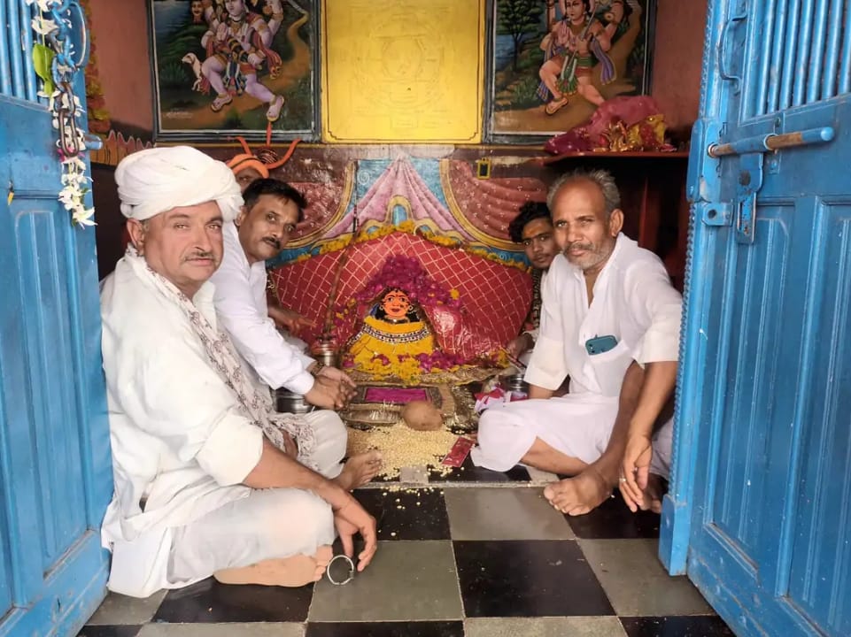 चित्तौड़गढ़/ कपासनअच्छी बारिश और खुशहाली की कामना के लिए दो दिवसीय खेड़ा देवत की पूजा प्रारंभ   