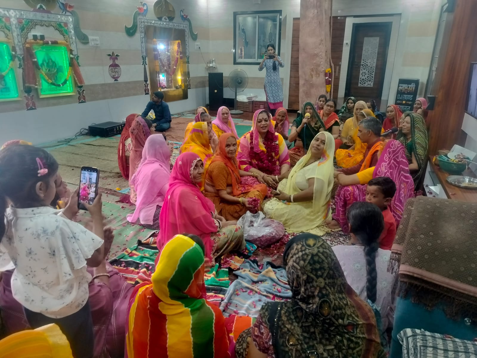  चित्तौड़गढ़ / कपासन - भजन कीर्तन का हुआ आयोजन