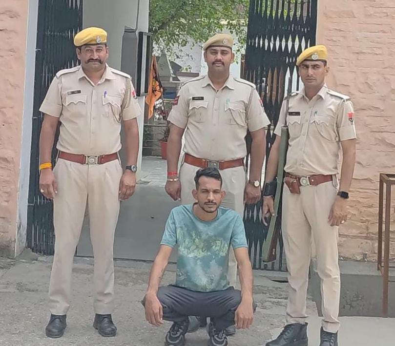  चित्तौड़गढ़ / निंबाहेड़ा - धीनवा टोल प्लाजा पर तोड़फोड़ मे एक और आरोपी गिरफ्तार