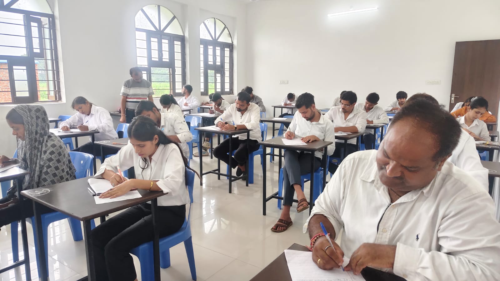 चित्तौड़गढ़   -  महाराणा प्रताप विधि महाविद्यालय में एलएल.बी. मीड टर्म परीक्षाएं प्रारंभ