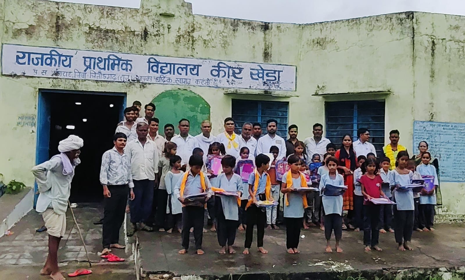 चित्तौड़गढ़  -  सालवी महासभा का सिंगोला में प्रवेशोत्सव एवं पौधारोपण कार्यक्रम संपन्न