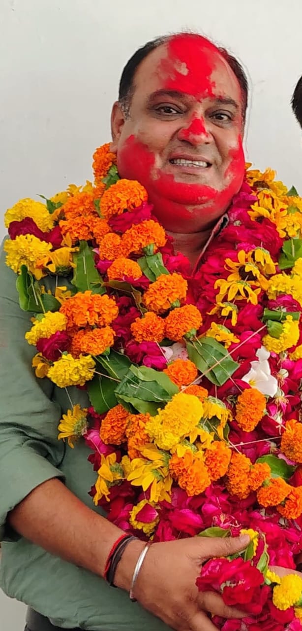 चित्तौड़गढ़ -  विकास बैरागी चित्तौडगढ़ न्यायिक चित्तौड़गढ़ -  कर्मचारी संघ के निर्विरोध अध्यक्ष निर्वाचित, अवकाश जारी