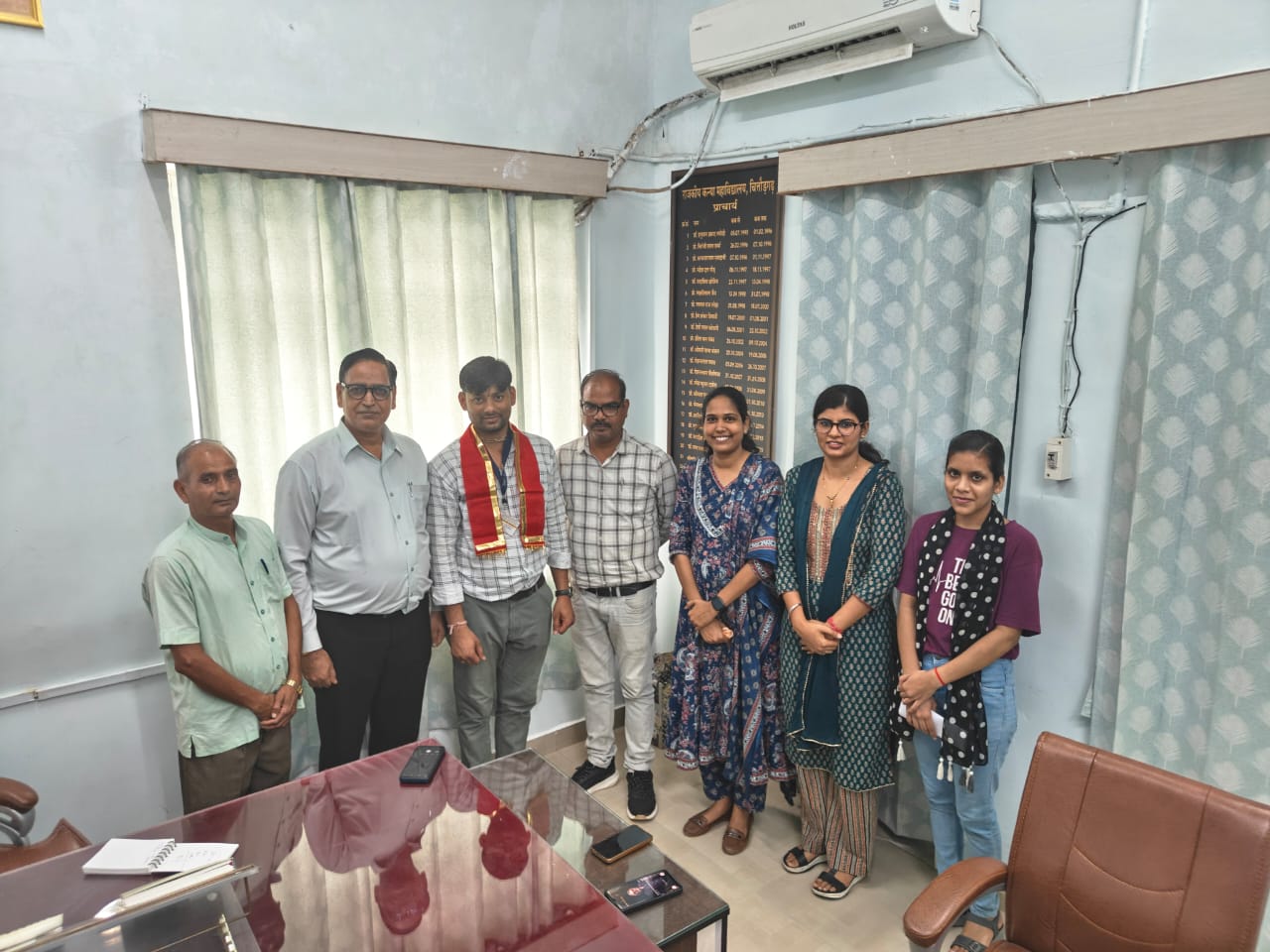 चित्तौड़गढ़ - कन्या महाविद्यालय के असिस्टेंट प्रोफेसर भारतीय ज्ञान परम्परा विषय से राष्ट्रीय पात्रता परीक्षा उत्तीर्ण 