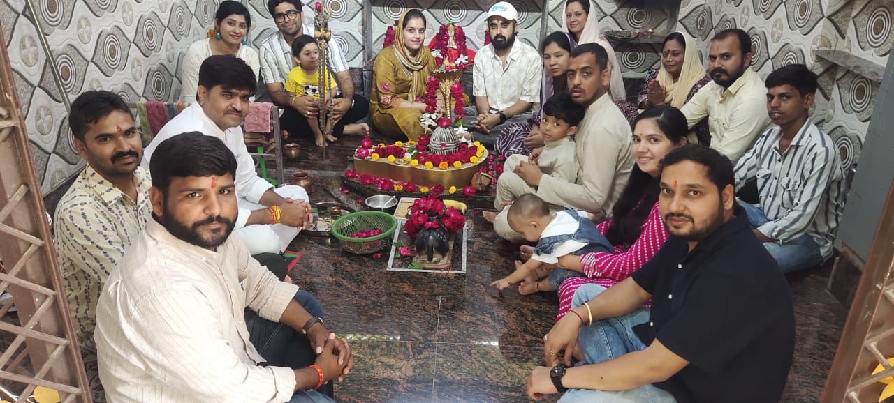  चित्तौड़गढ़ - सामर्थ्य फाउंडेशन ने सावन मास में किया जलाभिषेक, लगाए पौधे