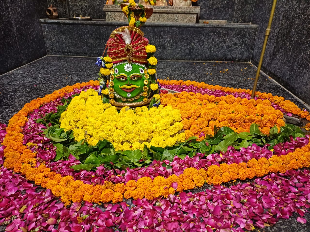  चित्तौड़गढ़ - हरियाली अमावस्या को हुआ महादेव का भव्य श्रृंगार