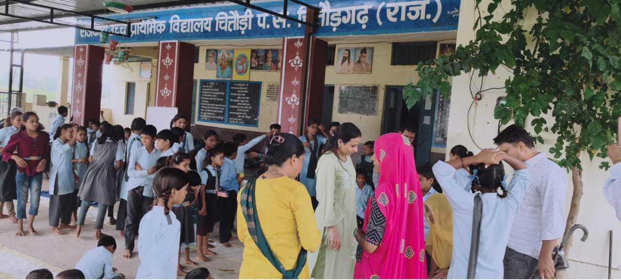 चित्तौड़गढ़ - खस्ताहाल भवनों पर प्रशासन सख्त: एसडीएम ने स्कूल-आंगनवाड़ी भवनों का किया निरीक्षण, कई भवनों को किया गया बंद