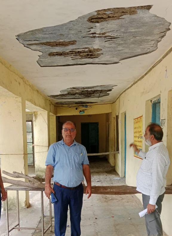 चित्तौड़गढ़ - जिला कलक्टर के निर्देश पर जिलेभर में विद्यालय व आंगनबाड़ी भवनों का किया सघन निरीक्षण
