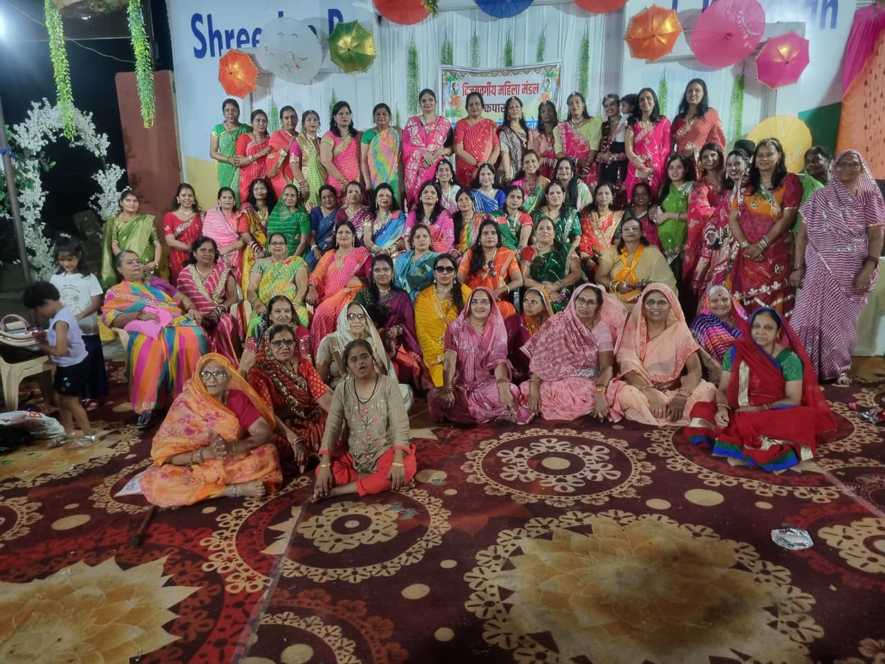 चित्तौड़गढ़ / कपासन। - हर्षोल्लास के साथ मनाया सावन महोत्सव एवं भक्त शिरोमणि मीराबाई की जयंती 