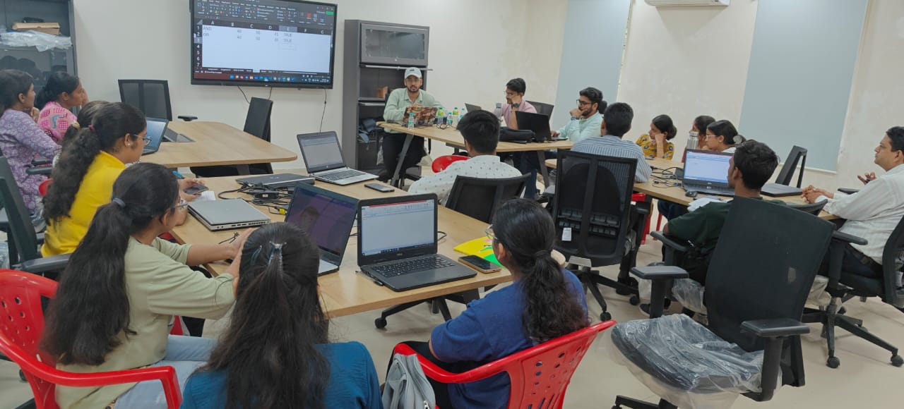  चित्तौड़गढ़ - चार दिवसीय एमएस एक्सेल प्रशिक्षण कार्यक्रम आयोजित