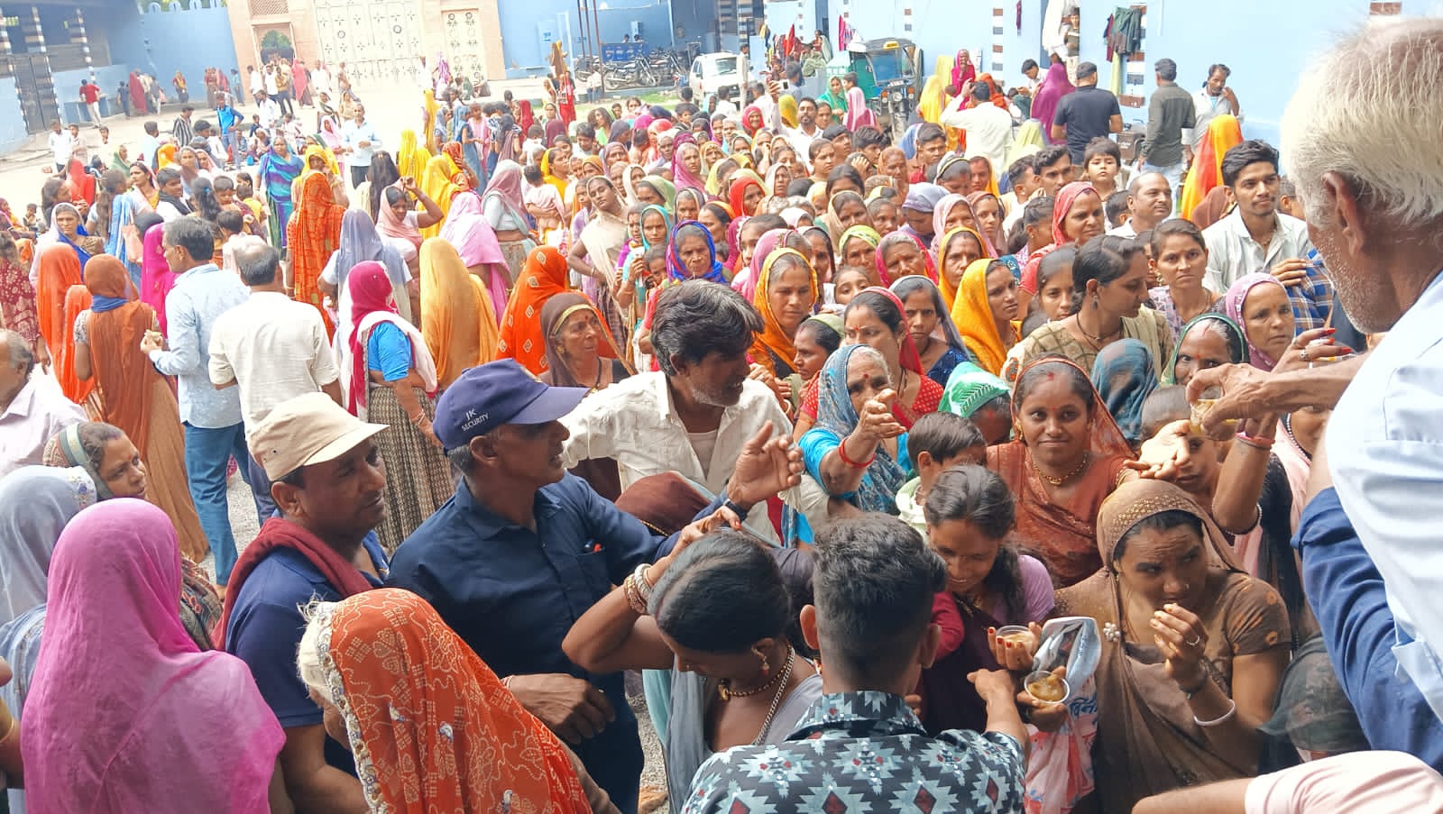 चित्तौड़गढ़ / बिनोता - नाग पंचमी पर खाकल देव मंदिर में उमड़ा श्रद्धा का जनसैलाब, हवन-अनुष्ठान और भव्य आरती के साथ मनाया पर्व