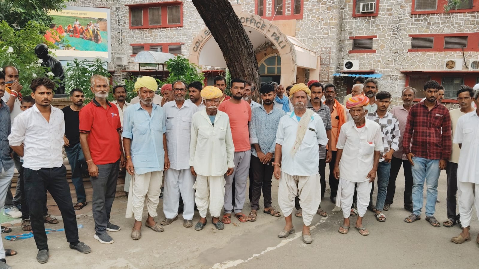 पाली/ उमकली को नवसर्जित ग्राम पंचायत बनाने की मांग,सीएम के नाम ज्ञापन