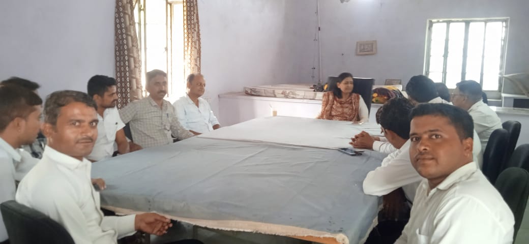  चित्तौड़गढ़  / डूंगला - राष्ट्रीय लोक अदालत एवं मेडियन फॉर द नेशन केम्पेन की सफलता हेतु बेठक का आयोजन 