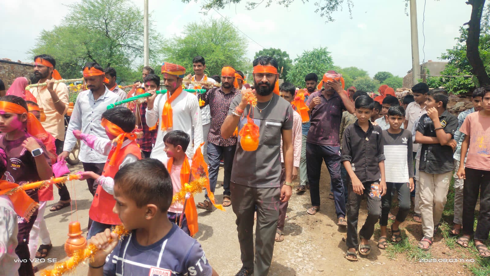  चित्तौड़गढ़ / कनेरा - कनेरा घाटा में निकाली गई कांवड़ यात्रा, कांवड़ियों ने त्रिवेणी में किया जलाभिषेक