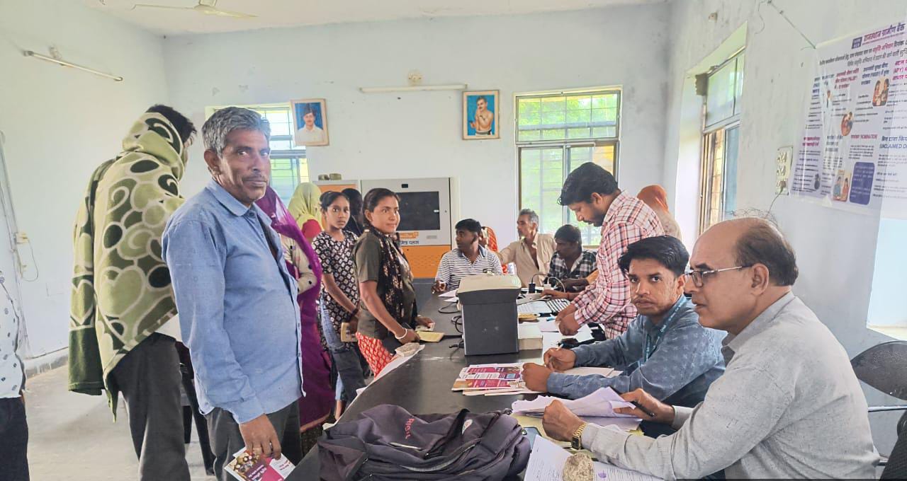  चित्तौड़गढ़ / भदेसर - वितीय समावेशन संतृप्ता अभियान के तहत ग्राम पंचायत पर शिविर का हुआ आयोजन 