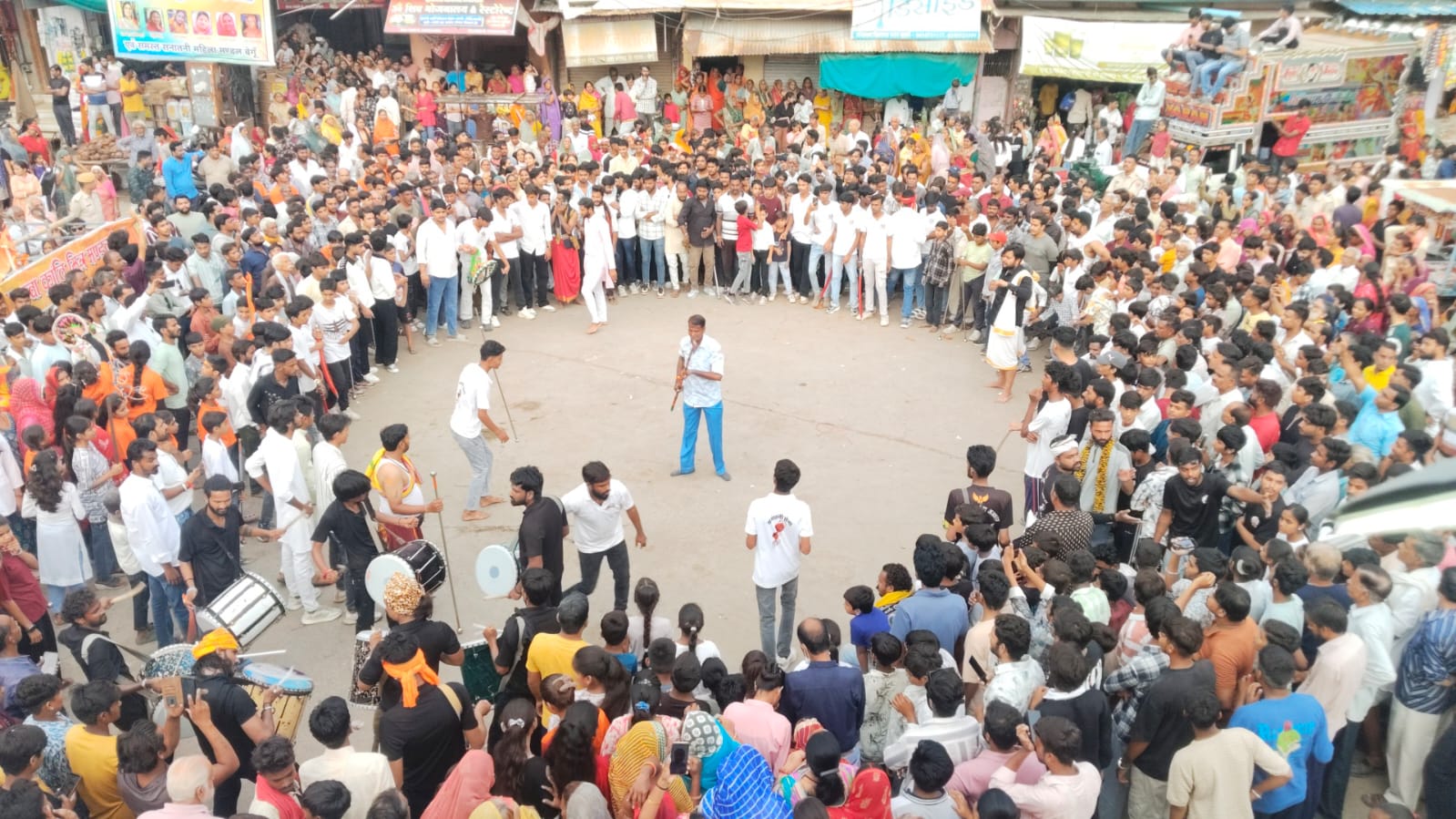  चित्तौड़गढ़ / बेंगू -  शाही सवारी में उमड़े शिवभक्त, जयकारों से गूंजा बेगूं नगर