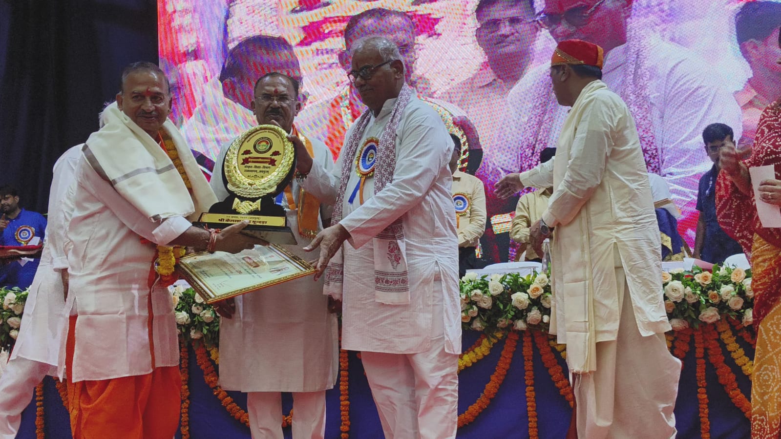  चित्तौड़गढ़ / निंबाहेड़ा - स्वदेशी वस्तुओं को अपनाकर करें देश को मजबूत - दिलावर 