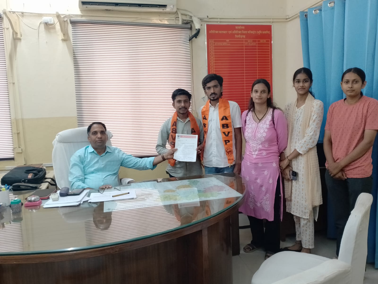  चित्तौड़गढ़ - छात्रा के साथ दुष्कर्म और हत्या करने वाले अपराधी पर कठोर कार्यवाही की मांग, एबीवीपी ने ज्ञापन सौपा 