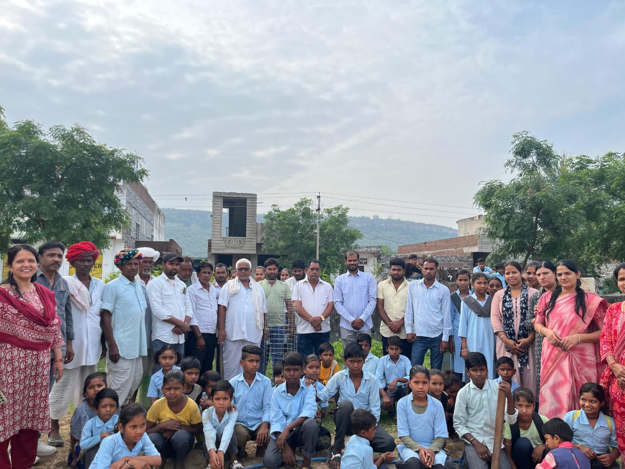 चित्तौड़गढ़ - पार्षद बाल किशन भोई ने सेवा कार्यों के साथ मनाया जन्मोत्सव