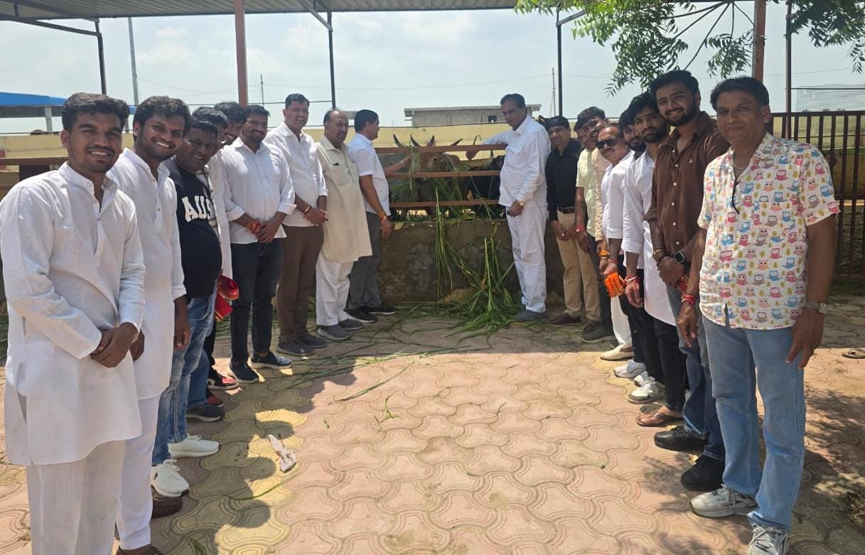चित्तौड़गढ़ / निंबाहेड़ा - श्री जैन दिवाकर कमल गौशाला में हर्षोल्लास के साथ मनाया श्री कृष्ण जन्मोत्सव