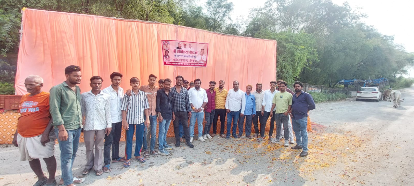 चित्तौड़गढ़ / बस्सी - बस्सी से आए पद यात्रियों का मानपुरा चौराहे पर किया स्वागत