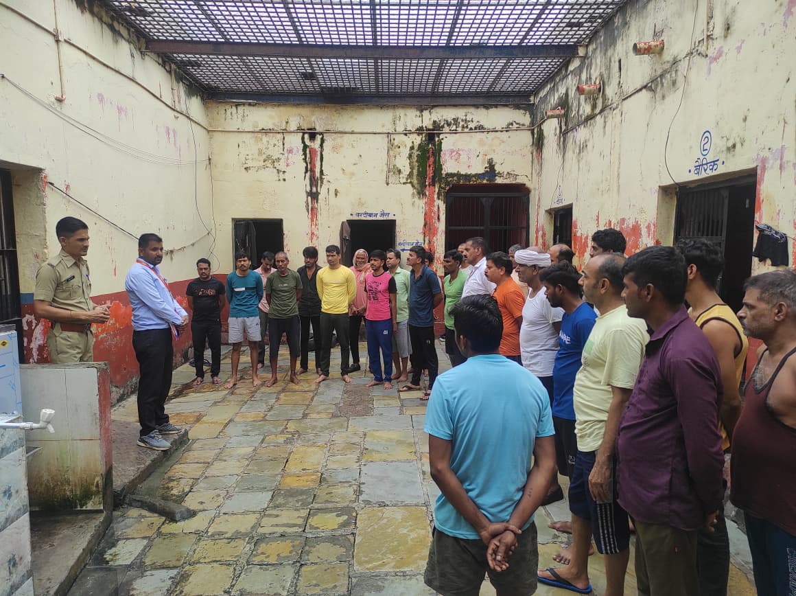 प्रतापगढ़ /  छोटीसादड़ी - टीबी मुक्त भारत अभियान के तहत उपकारागृह में 28 कैदियों की स्क्रीनिंग