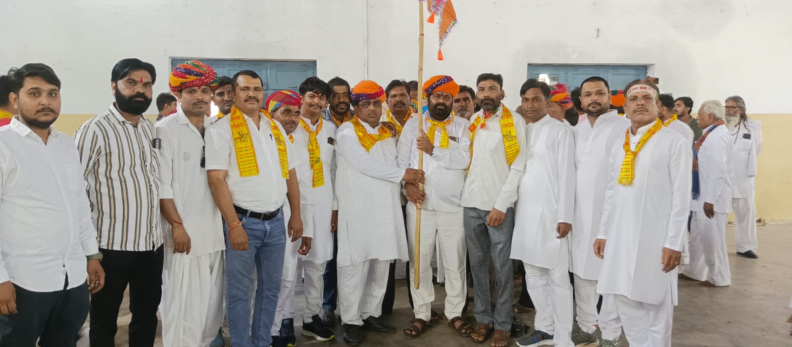  चित्तौड़गढ़ / निंबाहेड़ा - भादवी बीज पर मारवाड़ी भांबी समाज द्वारा भजन संध्या एवं जुलूस का किया आयोजन