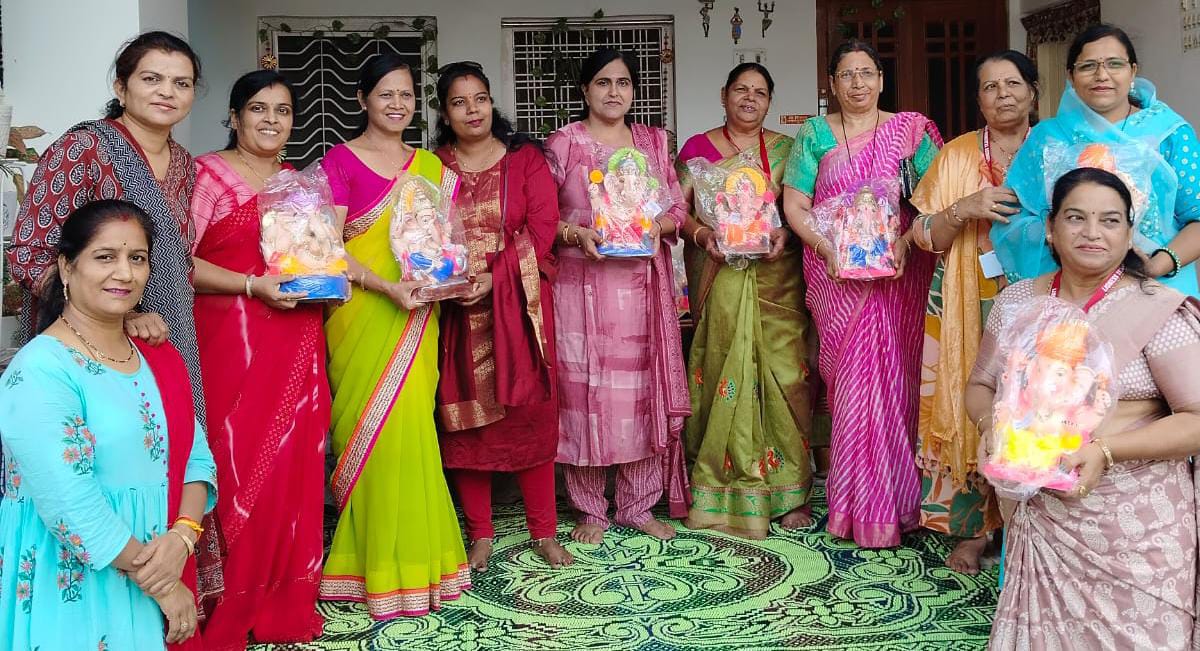 चित्तौड़गढ़ / निंबाहेड़ा - लायनेस तेजस्विनी क्लब ने वितरित की इको-फ्रेंडली गणेश प्रतिमाएं