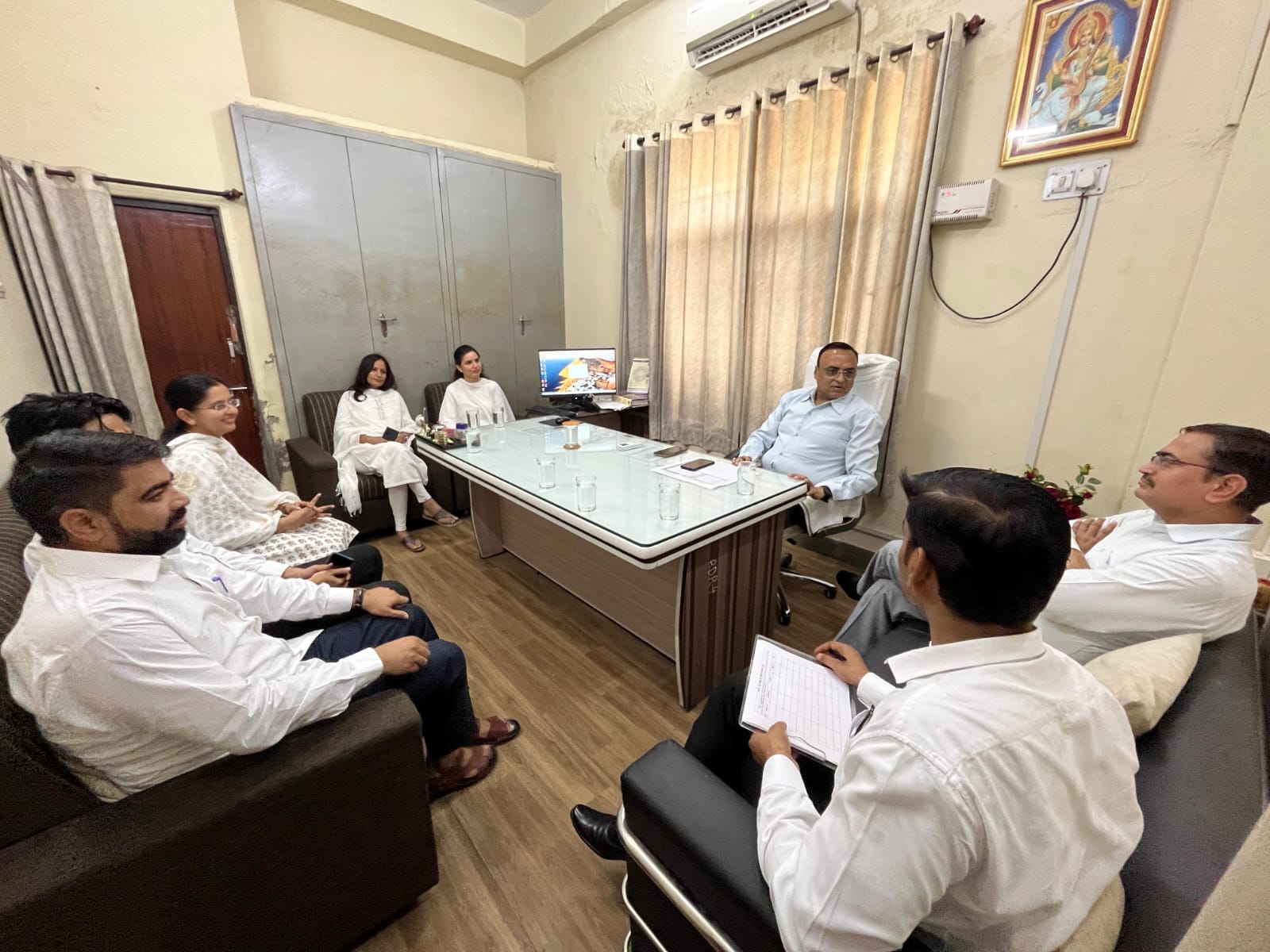 चित्तौड़गढ़ -  राष्ट्रीय लोक अदालत के सफल आयोजन हेतु न्यायिक अधिकारियों के साथ बैठक आयोजित
