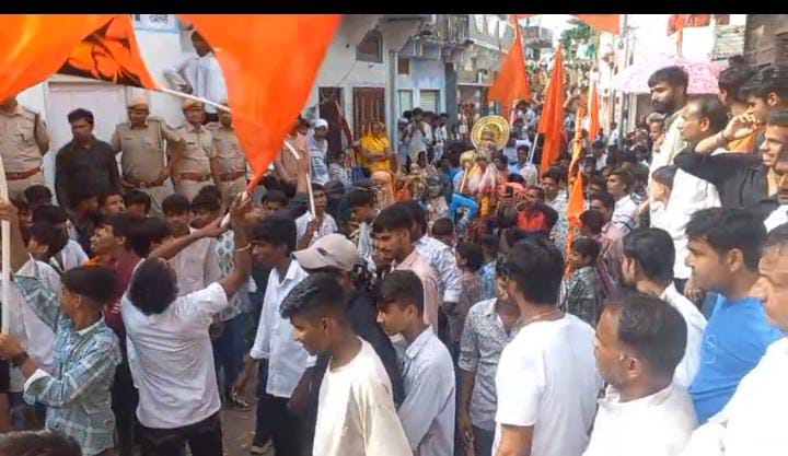 चित्तौड़गढ़ / बस्सी - अनंत चतुर्दशी पर निकली गणेश शोभायात्रा, अखाड़ा प्रदर्शन ने बांधा समा