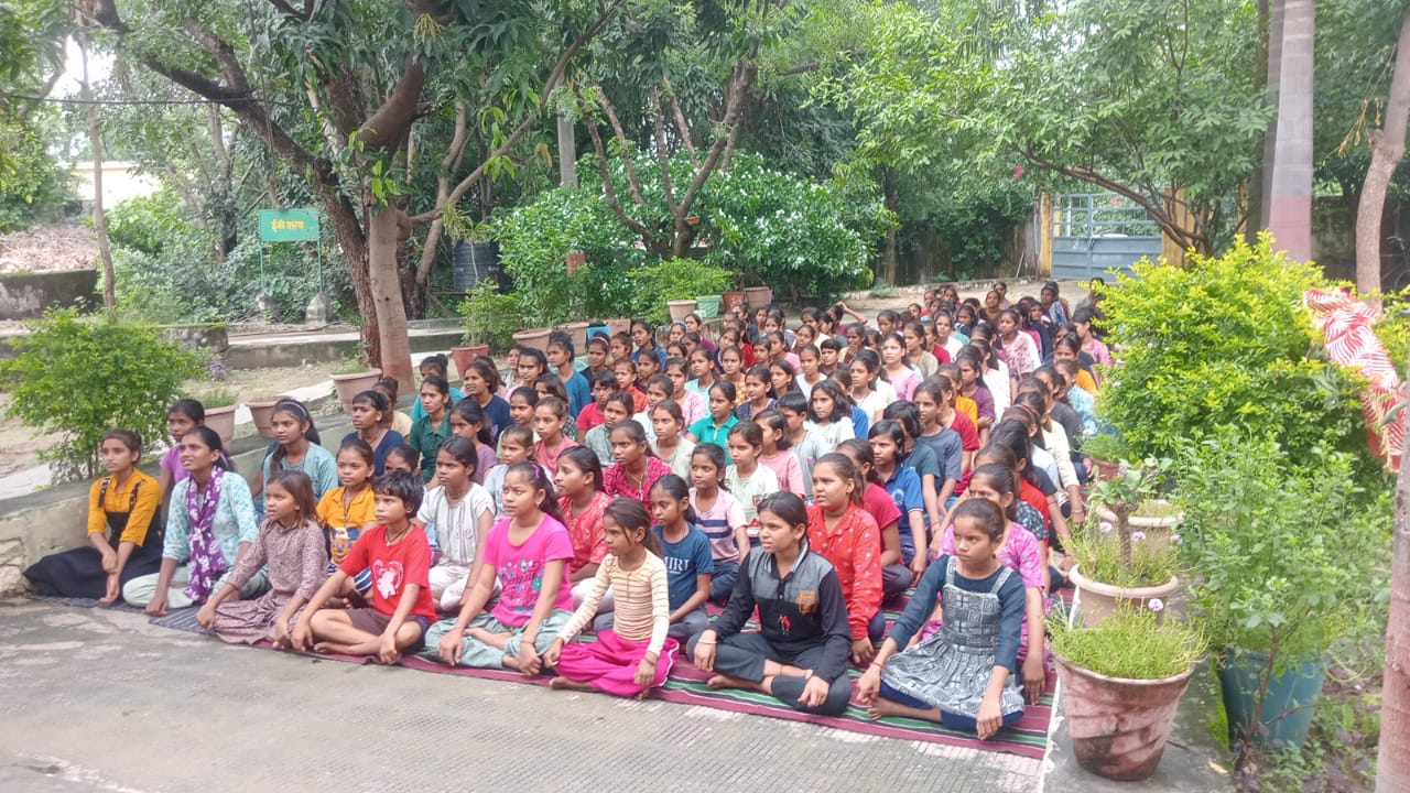 चित्तौड़गढ़ - गायत्री परिवार ने शुरू किया 'कन्या कौशल कार्यक्रम' : अब तक 3000 बेटियाँ जुड़ीं संस्कारों से