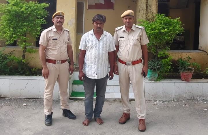 चित्तौड़गढ़ - कार से 45 किलो डोडा-चूरा के साथ एक आरोपी गिरफ्तार