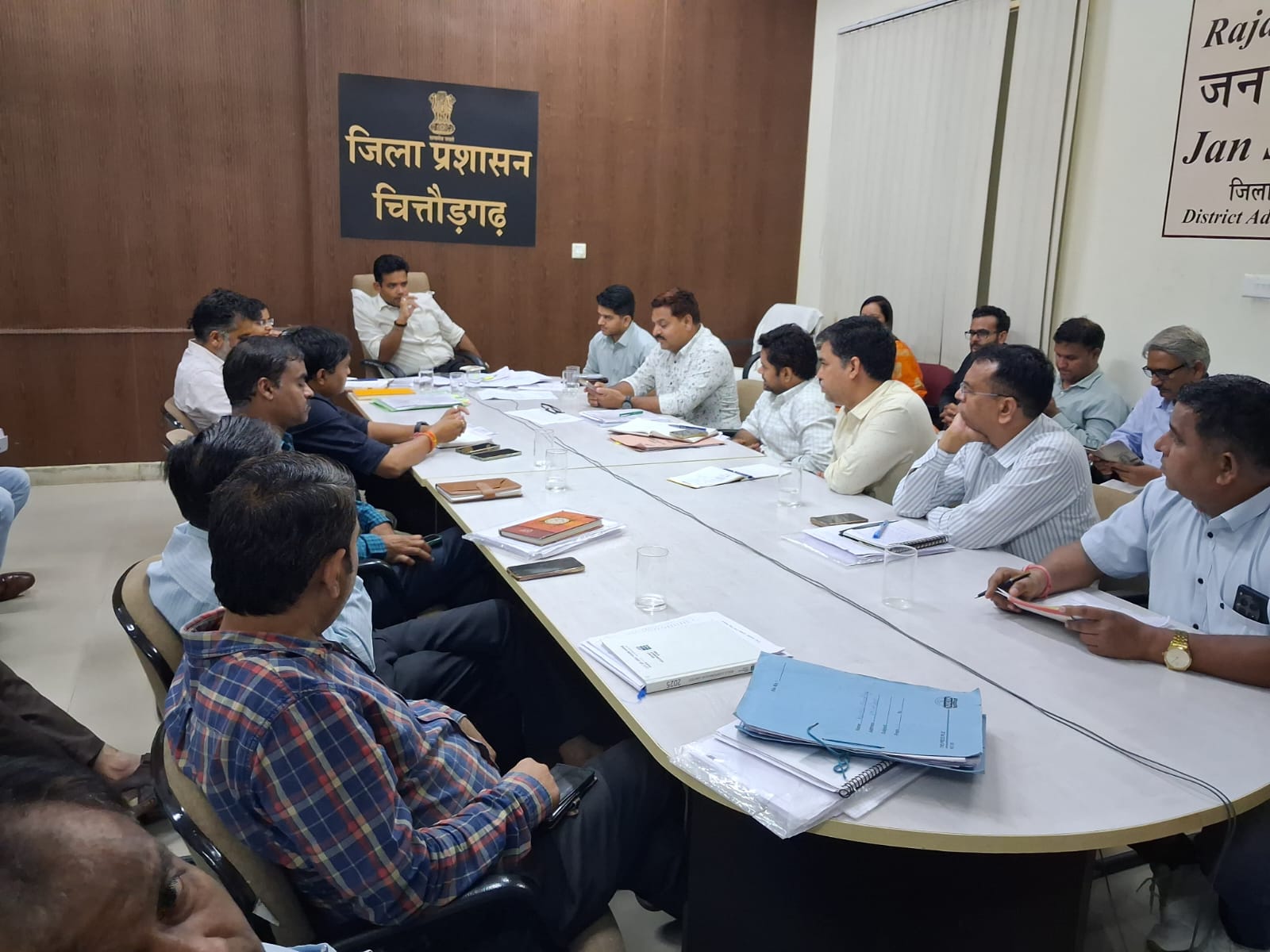 चित्तौड़गढ़ - शहर चलो अभियान सेवा पखवाड़ा को लेकर बैठक आयोजित