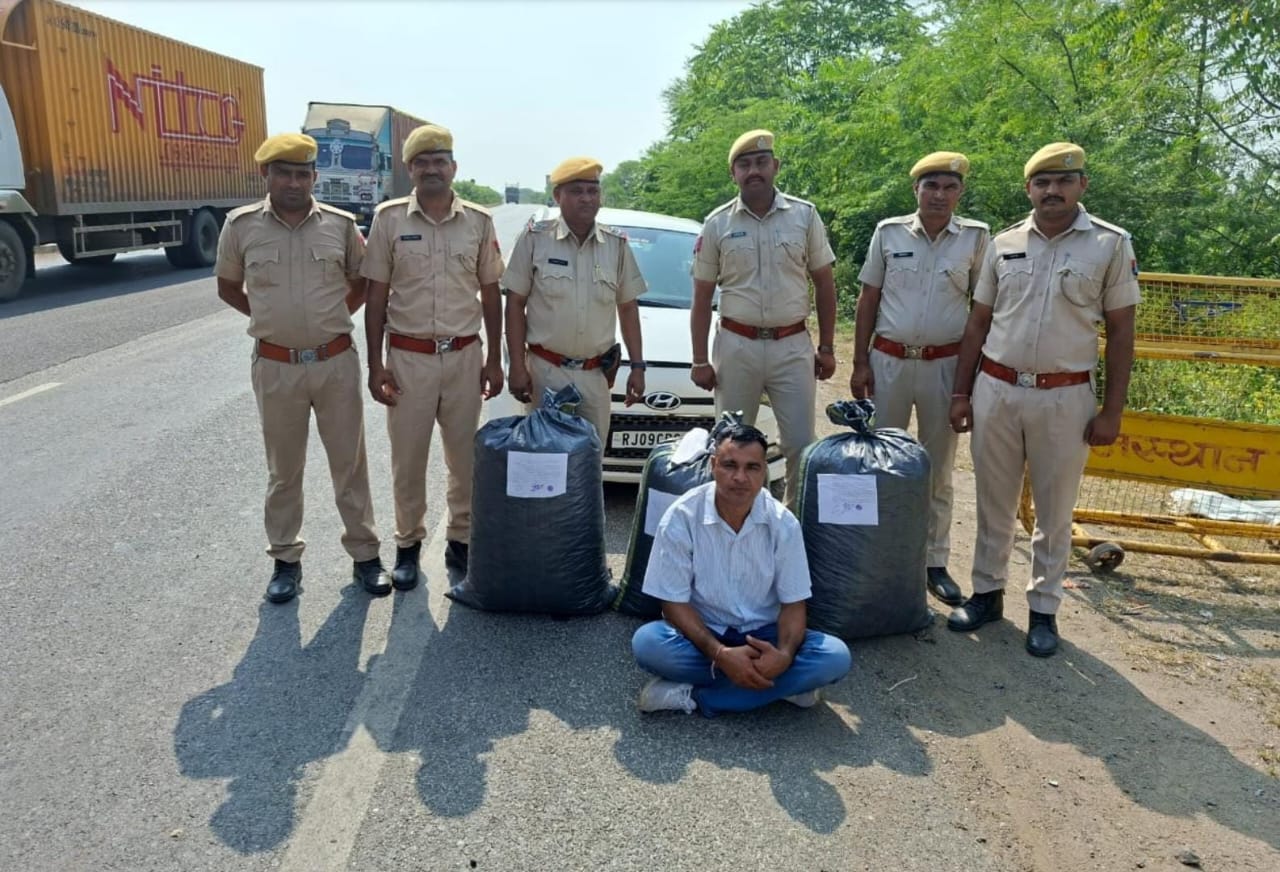 चित्तौड़गढ़ / निंबाहेड़ा - कार में 42 किलो डोडाचुरा के साथ एक आरोपी गिरफ्तार