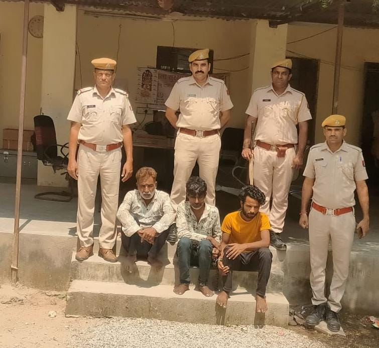 चित्तौड़गढ़ / निंबाहेड़ा - कार में 42 किलो डोडाचुरा के साथ एक आरोपी गिरफ्तार