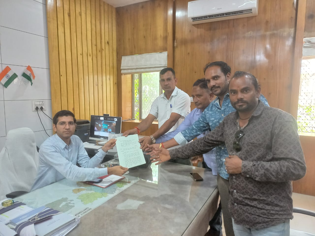 चित्तौड़गढ़ - हरे पेड़ काट उजाड़ कर दी नर्सरी, ग्रामीणों ने ज्ञापन सौंप लगाई गुहार