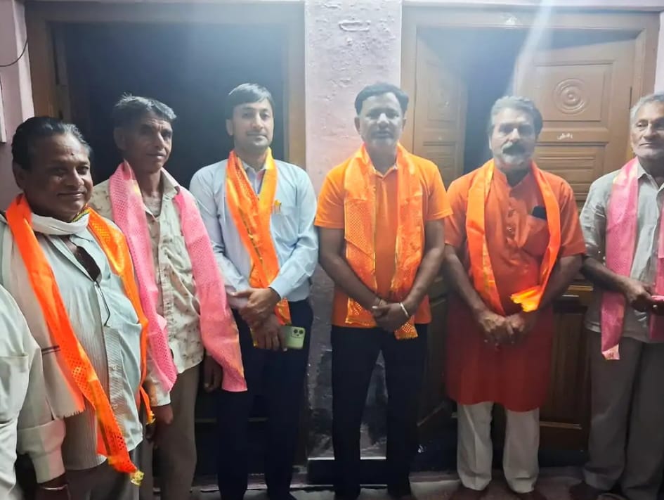 चित्तौड़गढ़ / कपासन - गुर्जर गौड़ ब्राह्मण छात्रावास धमाणा के चाष्टा अध्यक्ष एवं दुर्गा शंकर तिवारी उपाध्यक्ष निर्विरोध निर्वाचित