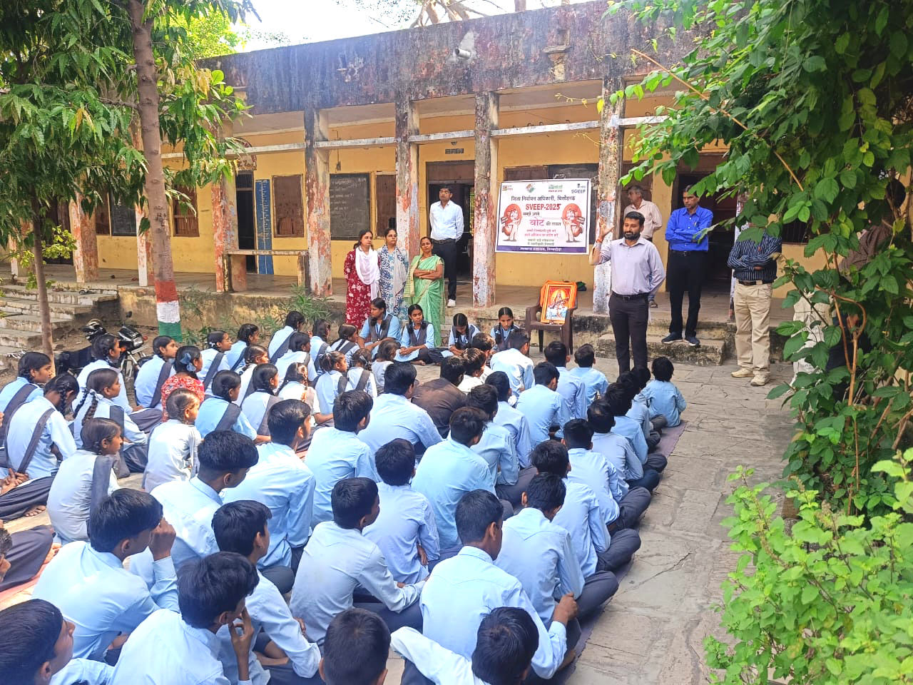 चित्तौड़गढ़ / बिनोता -  बिनोता में ईएलसी द्वारा मतदाता जागरूकता गोष्ठी निबंध पत्रवाचन व शपथ