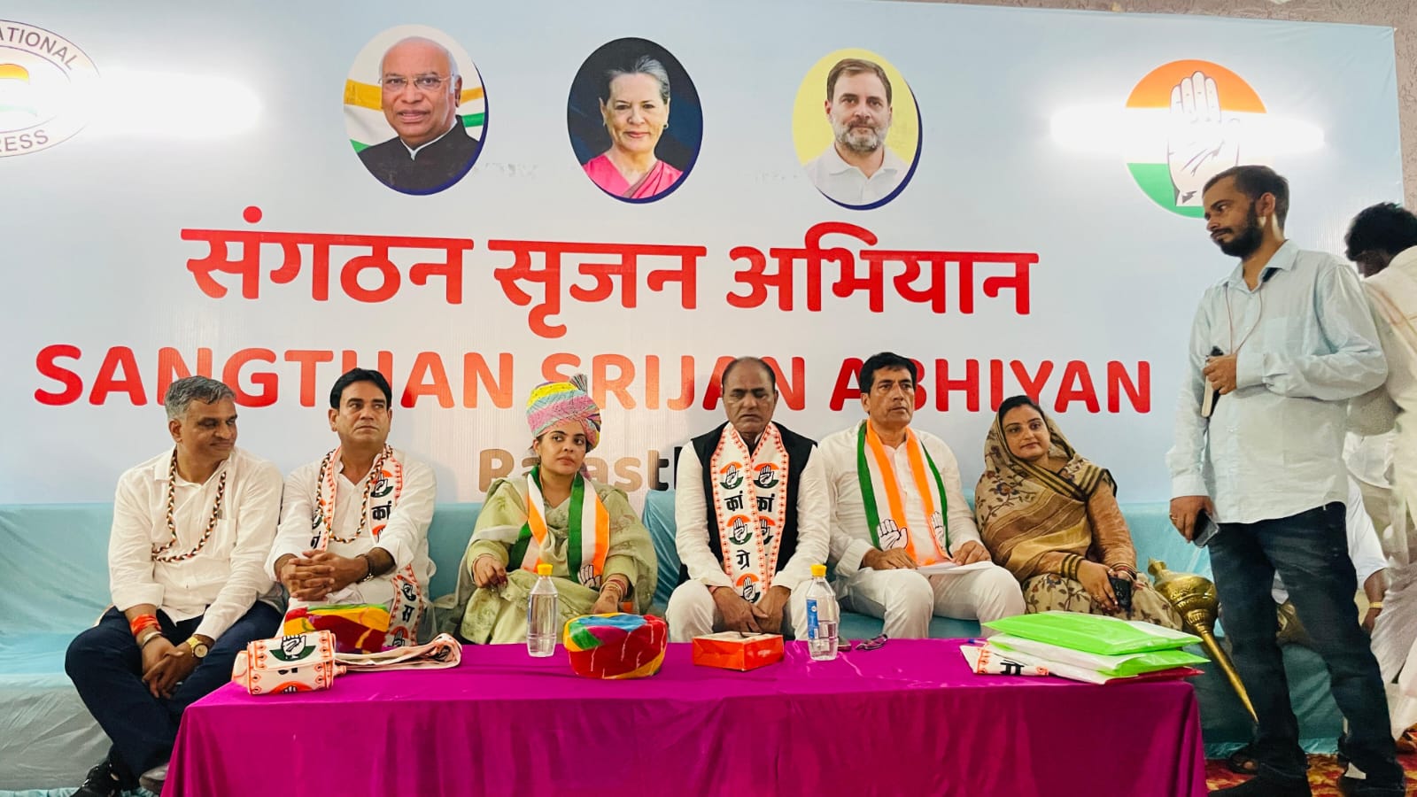 चित्तौड़गढ़ / बेगूं - बेगूं विधानसभा में कांग्रेस ऑब्जर्वर का जगह जगह किया स्वागत