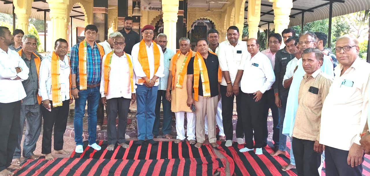 चित्तौड़गढ़ / बिनोता - दीपावली पूर्व स्नेह मिलन समारोह में पदाधिकारियों का हुआ सम्मान